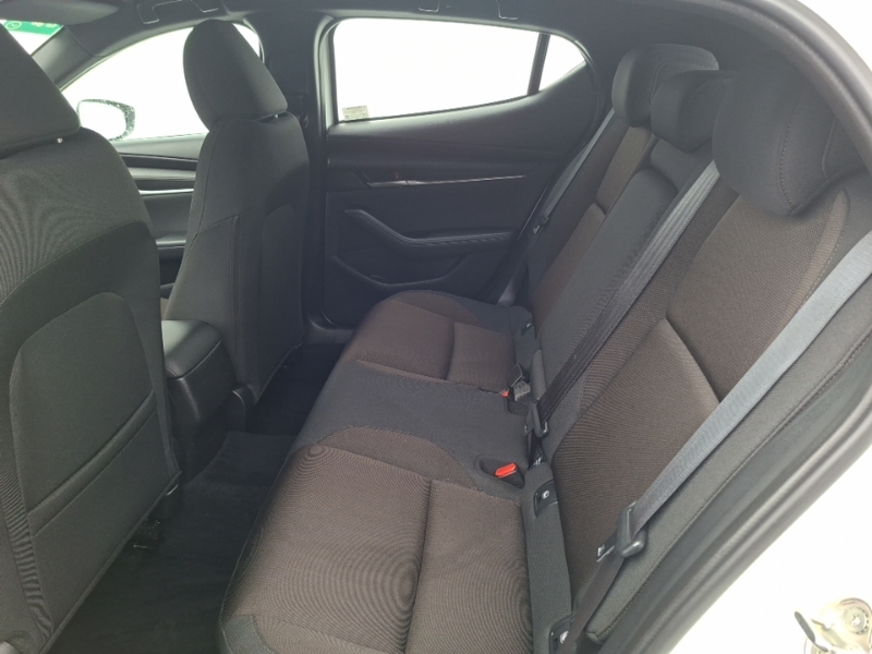 Mazda 3 2.0 E-skyactiv G Mhev Se-l White #6