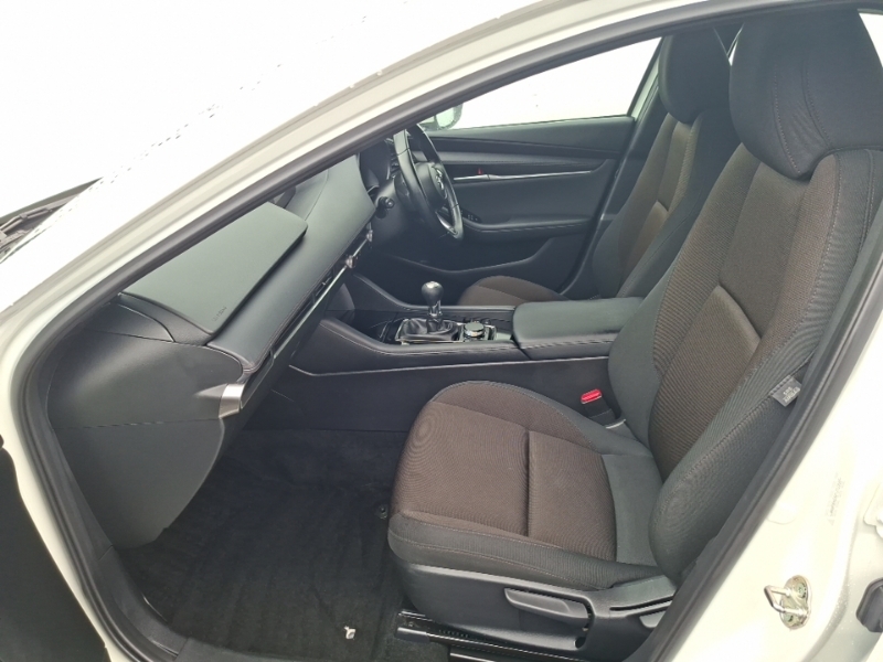 Mazda 3 2.0 E-skyactiv G Mhev Se-l White #5