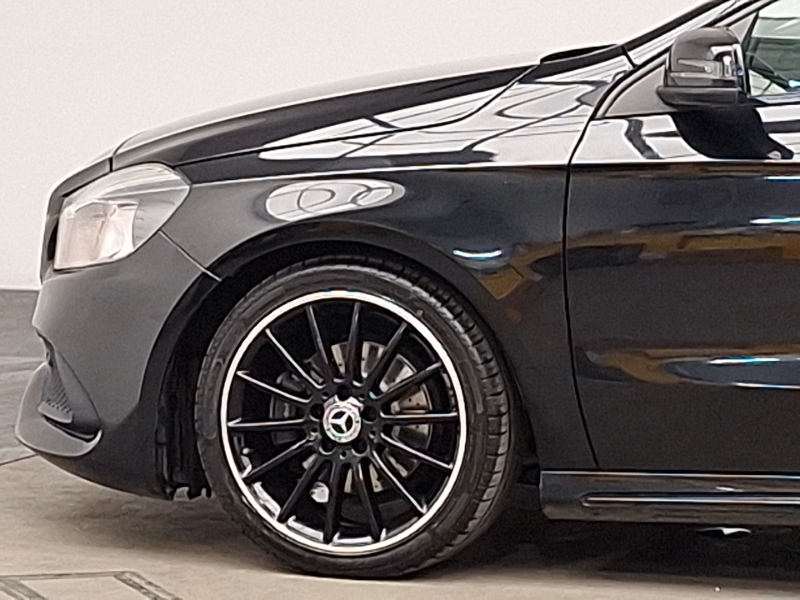 Mercedes-Benz A Class A180d Sport Premium Black #19