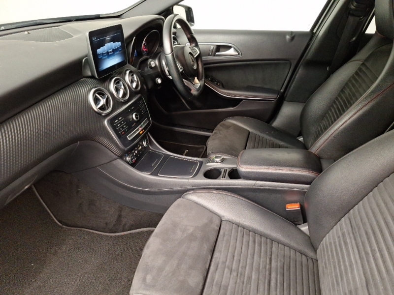 Mercedes-Benz A Class A180d Sport Premium Black #5