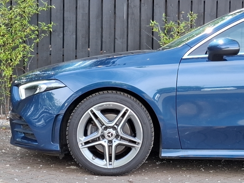 Mercedes-Benz A Class A180d 2.0 Sport Black #19