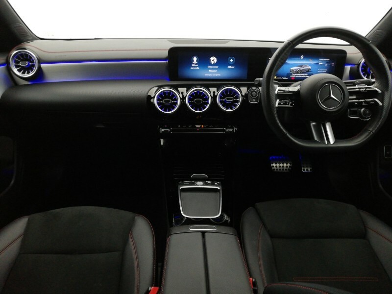 Mercedes-Benz CLA Class Cla 200 Amg Line Executive Tip Black #3