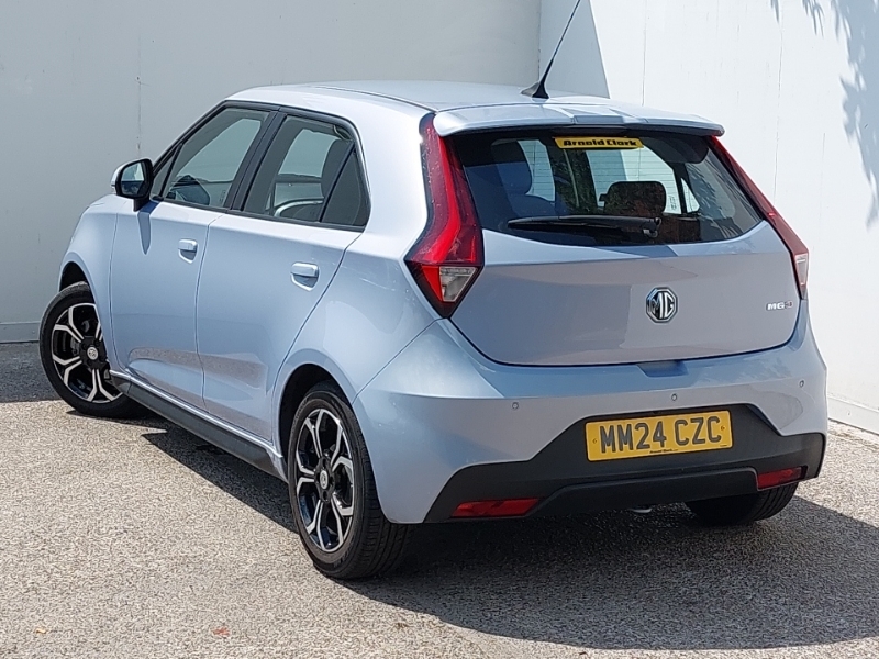 MG MG3 1.5 Vti-tech Exclusive Navigation Silver #2