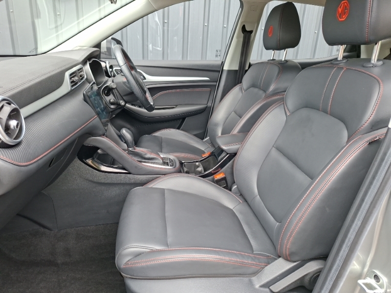 MG ZS 1.0T Gdi Exclusive Dct Silver #5