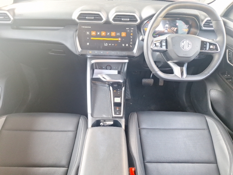 MG ZS 1.5 Hybrid Trophy Red #3