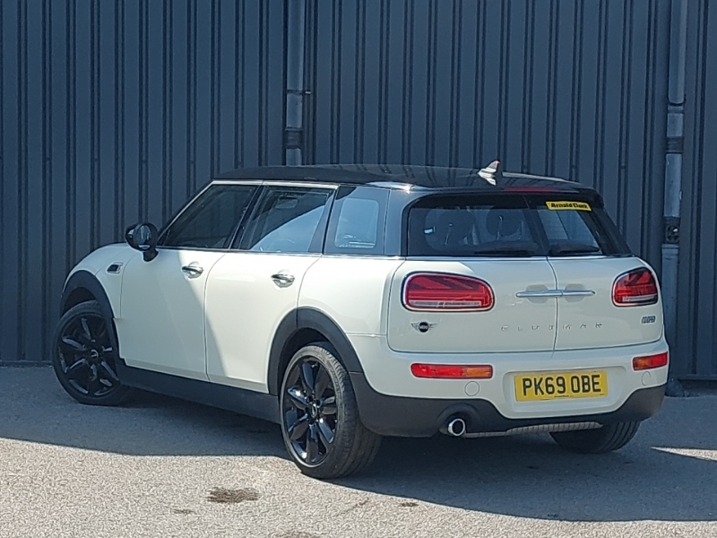 Mini Clubman 1.5 Cooper Exclusive 6Dr White #2