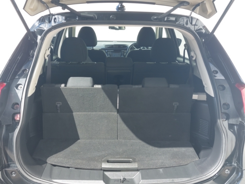 Nissan X-Trail Dci Tekna Xtronic White #18