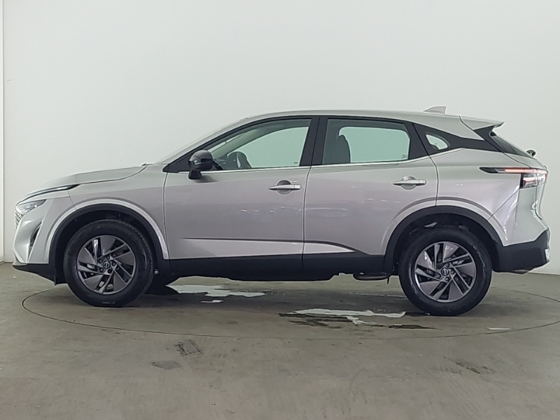 Nissan Qashqai 1.3 Dig-t Mh 158 Acenta Premium Xtronic Silver #4
