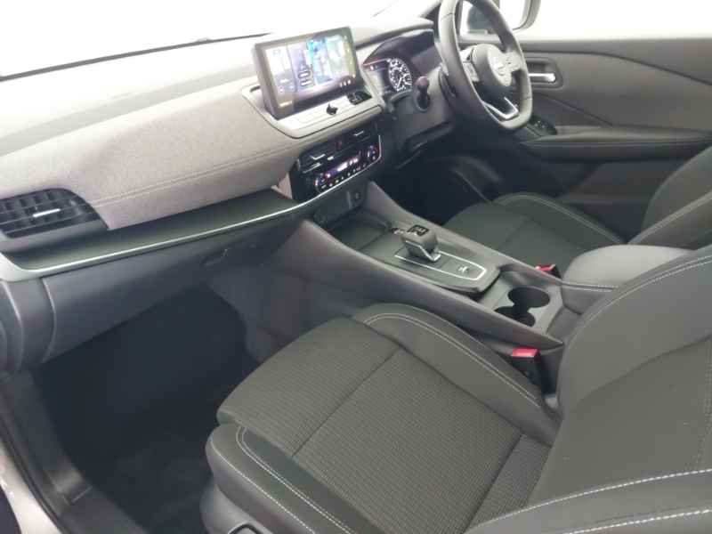Nissan Qashqai 1.3 Dig-t Mh 158 Acenta Premium Xtronic Silver #5