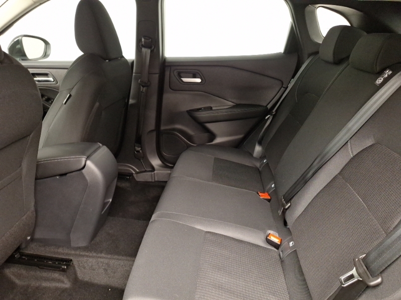 Nissan Qashqai 1.3 Dig-t Mh 158 Acenta Premium Xtronic Silver #6