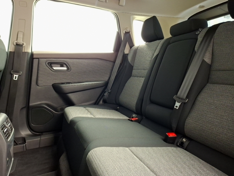 Nissan X-Trail 1.5 E-power E-4orce 213 Acenta Premium Grey #6