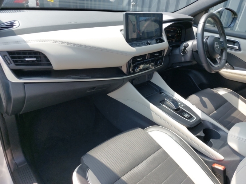 Nissan Qashqai 1.5 E-power Tekna White #5