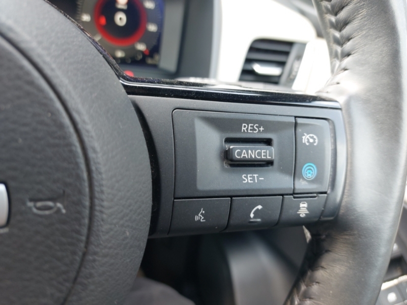 Nissan Qashqai Acenta Premium Silver #12