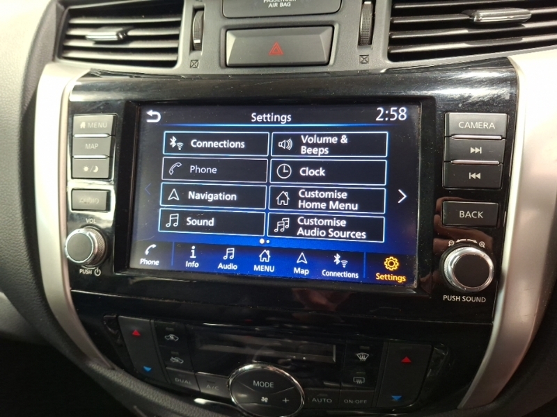 Nissan Navara Dci Tekna Black #17