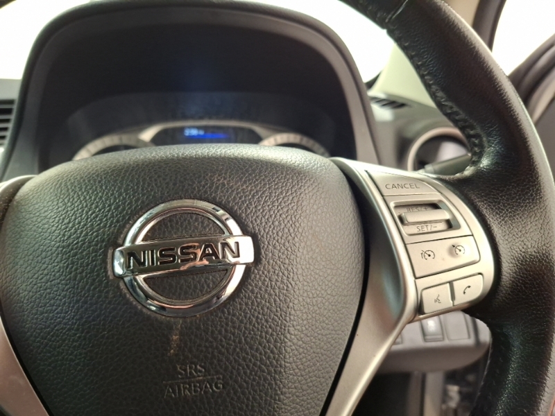 Nissan Navara Dci Tekna Black #10
