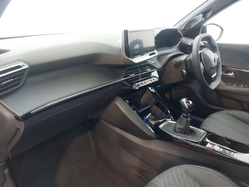 Peugeot 2008 1.2 Puretech Allure Red #5