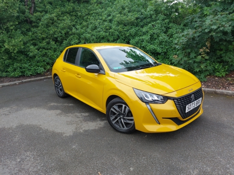 Peugeot 208 1.2 Puretech Active Premium Yellow