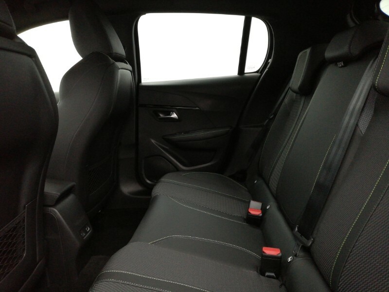 Peugeot 208 1.2 Hybrid 110 Gt E-dsc6 Black #6