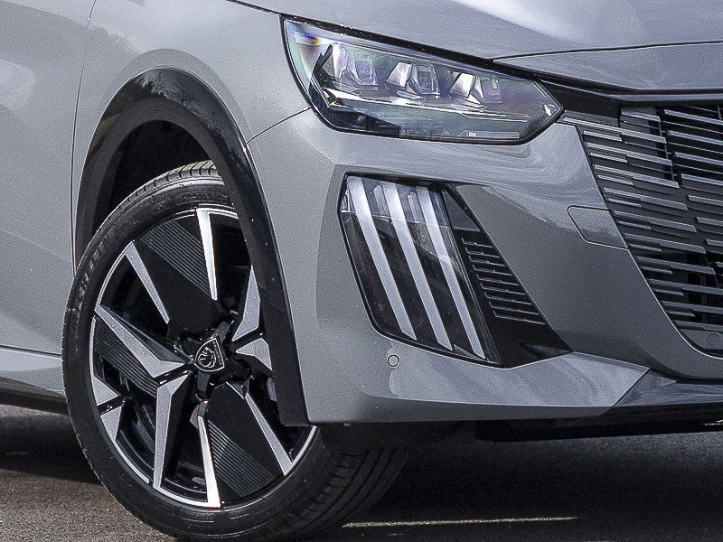 Peugeot e-208 51Kwh Gt Premium  #20