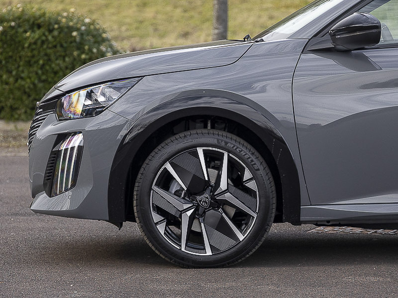 Peugeot e-208 51Kwh Gt Premium  #19