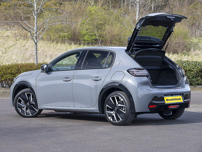 Peugeot e-208 51Kwh Gt Premium  #18