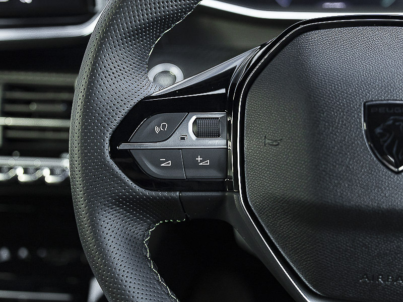 Peugeot e-208 51Kwh Gt Premium  #13