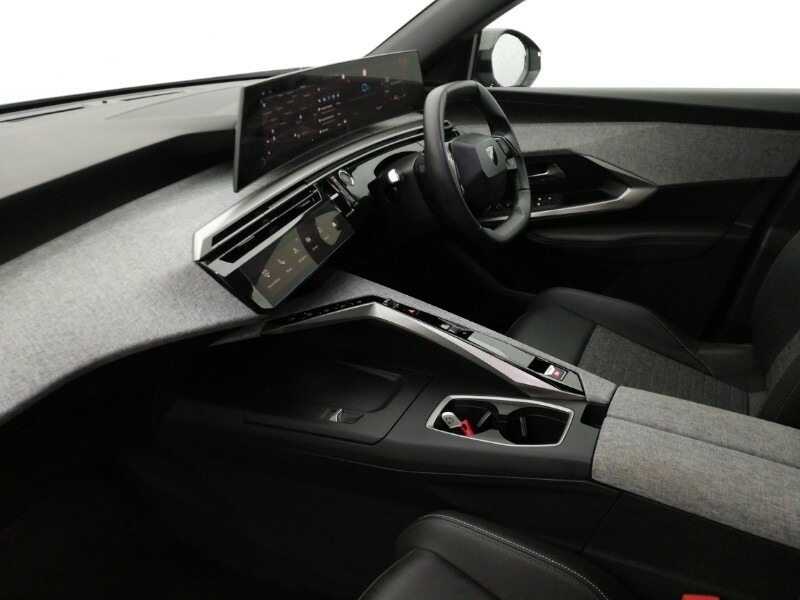 Peugeot 3008 1.2 Hybrid 136 Allure E-dsc6 White #5