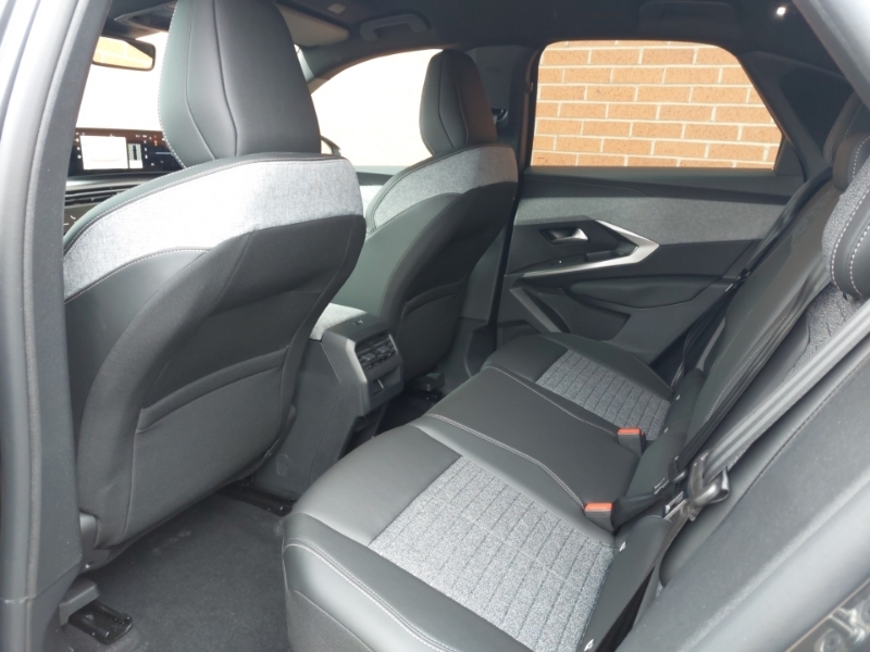 Peugeot 3008 1.2 Hybrid 145 Allure E-dsc6 Grey #6
