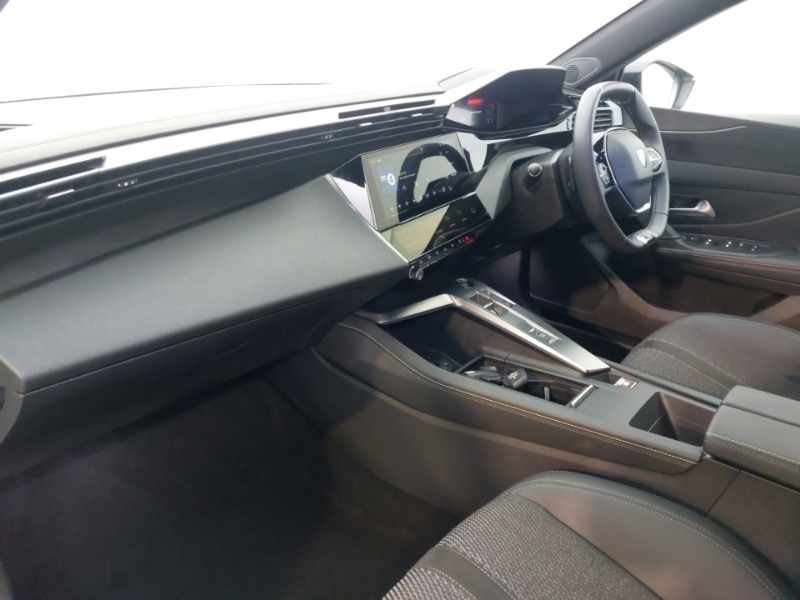 Peugeot 308 1.2 Hybrid 136 Gt E-dsc6 White #5