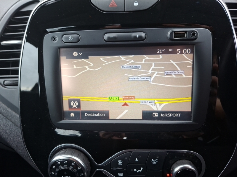 Renault Captur 1.2 Tce 120 Signature X Nav  #10
