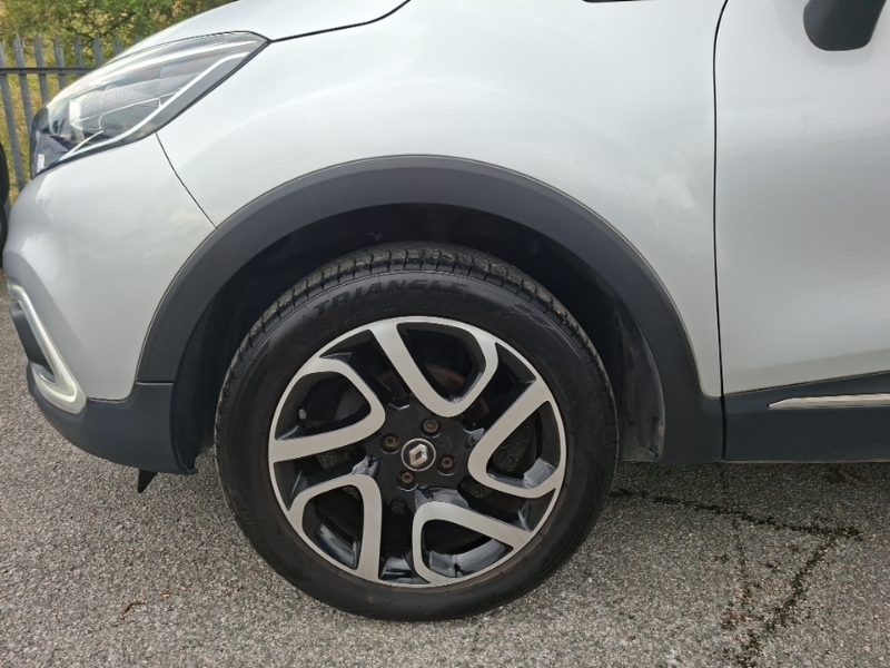 Renault Captur 1.2 Tce 120 Signature X Nav  #19
