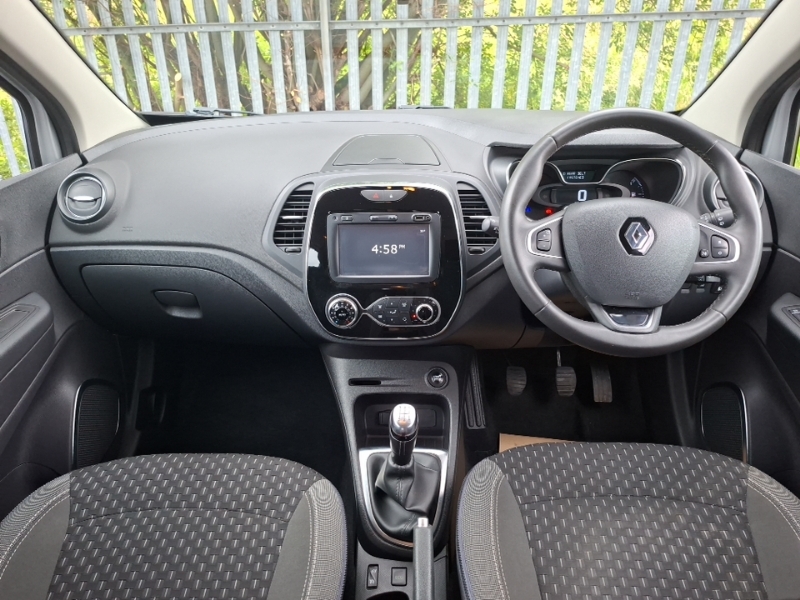 Renault Captur 1.2 Tce 120 Signature X Nav  #3