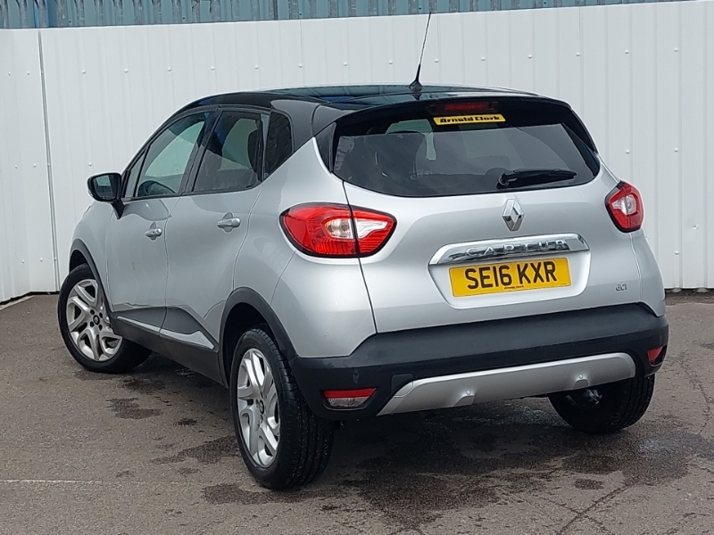 Renault Captur Suv 1.5 Dci Energy Iconic Nav Euro 6 Ss White #2