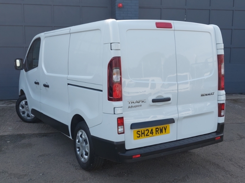 Renault Trafic Sl30 Blue Dci 130 Advance Van White #2