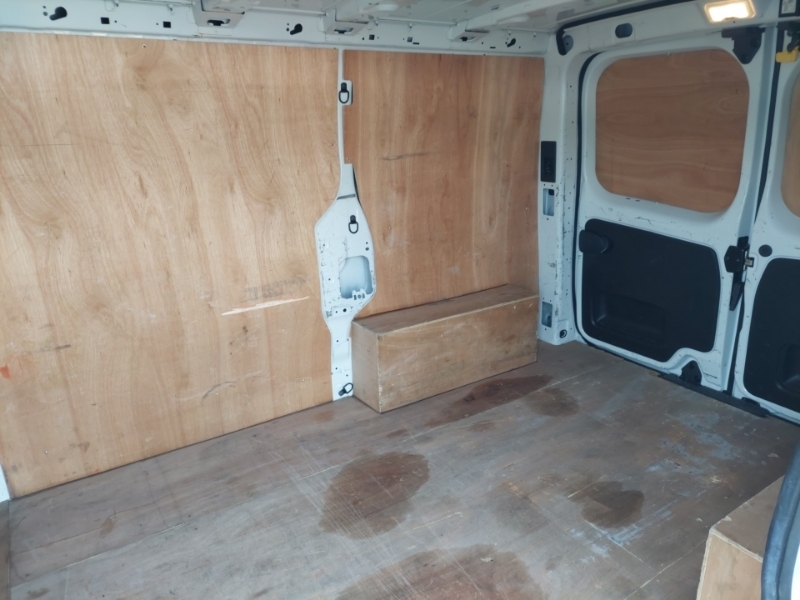Renault Trafic Sl30 Blue Dci 130 Advance Van White #6