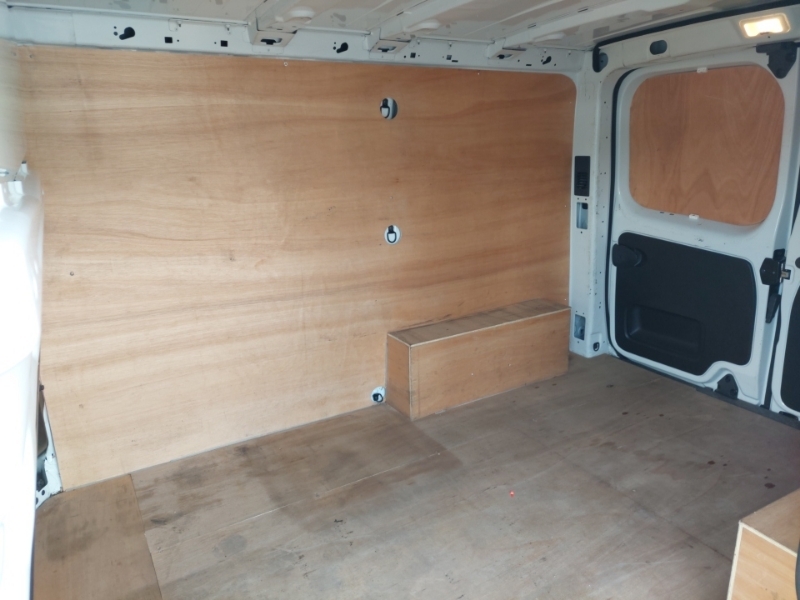 Renault Trafic Sl30 Blue Dci 130 Advance Van White #6