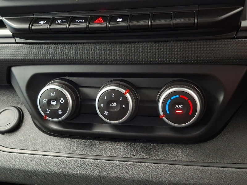 Renault Trafic Sl28 Sport Edc Dci 168 Bhp  #15