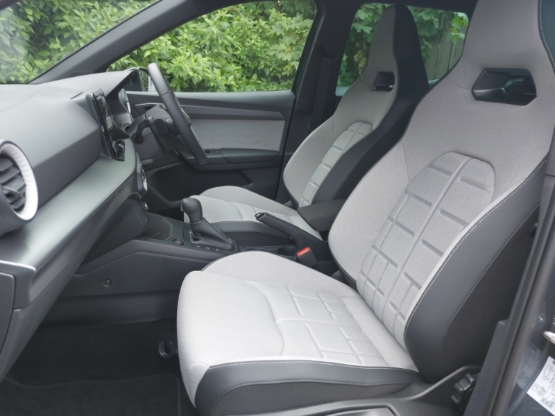 Seat Arona 1.0 Tsi 115 Fr Sport Dsg Grey #5