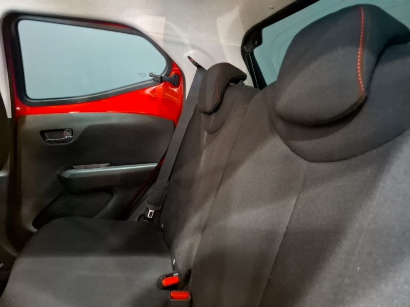 Toyota Aygo 1.0 Vvt-i X-cite 4 Red #6