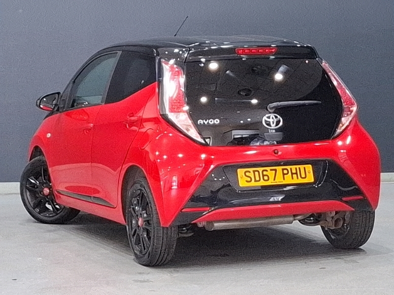 Toyota Aygo 1.0 Vvt-i X-cite 4 Red #2