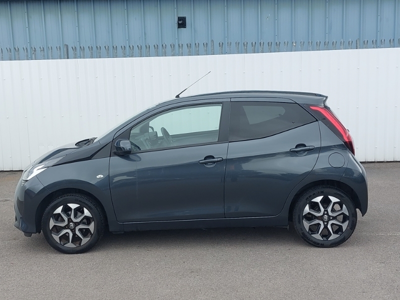 Toyota Aygo 1.0 Vvt-i X-plore X-shift Grey #4