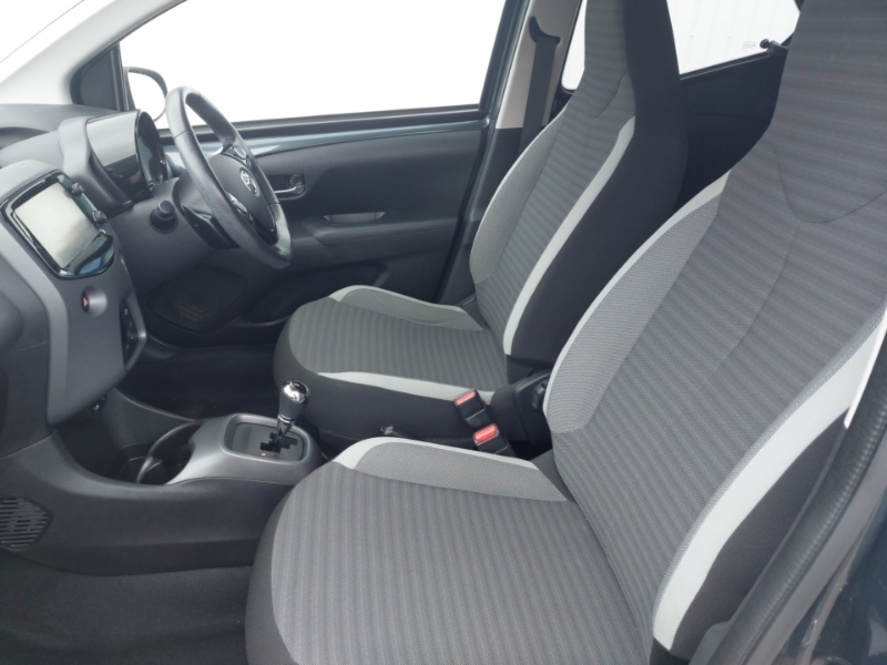 Toyota Aygo 1.0 Vvt-i X-plore X-shift Grey #5