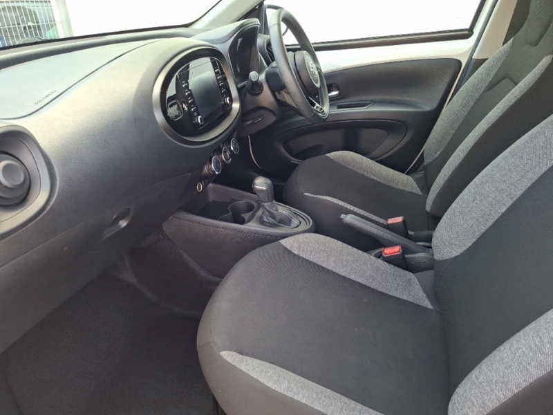 Toyota Aygo X 1.0 Vvt-i Pure White #5