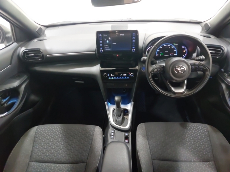 Toyota Yaris Cross 1.5 Hybrid Design Cvt White #3