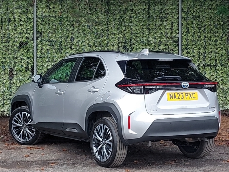 Toyota Yaris Cross 1.5 Hybrid Excel Cvt Silver #2