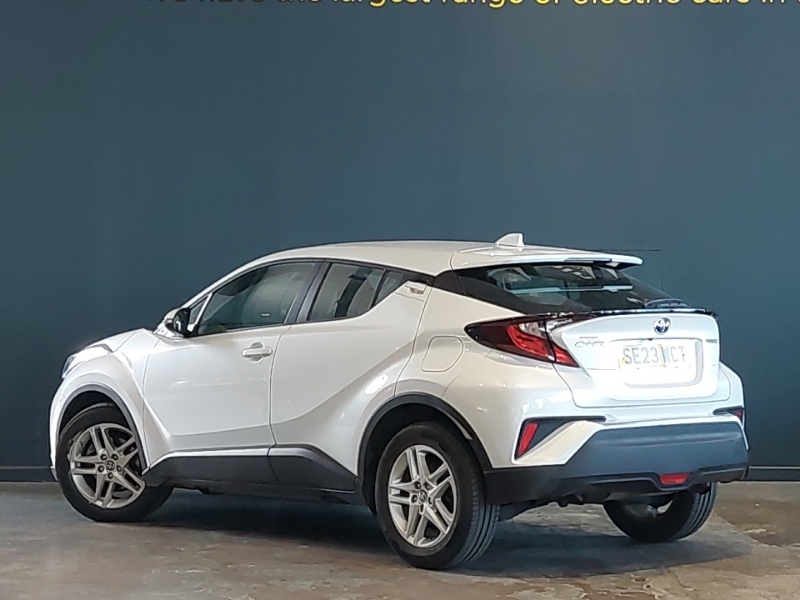 Toyota C-Hr 1.8 Hybrid Icon Cvt White #2