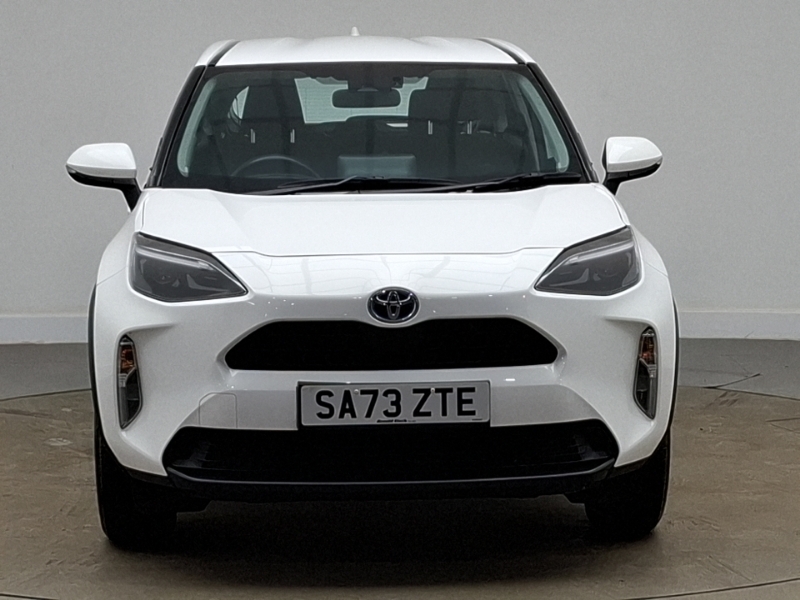 Toyota Yaris Cross Excel White #12
