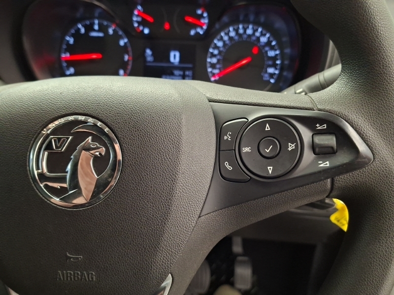 Vauxhall Combo 1.5-turbo-d-2300-edition-auto-l2-h1-euro-6-ss-4 White #13