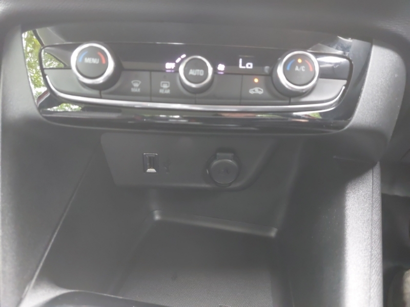 Vauxhall Corsa-e 100Kw Sri Nav Premium 50Kwh 7.4Kwch Blue #16