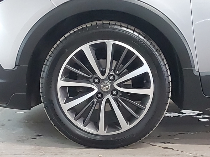 Vauxhall Crossland X Griffin White #19